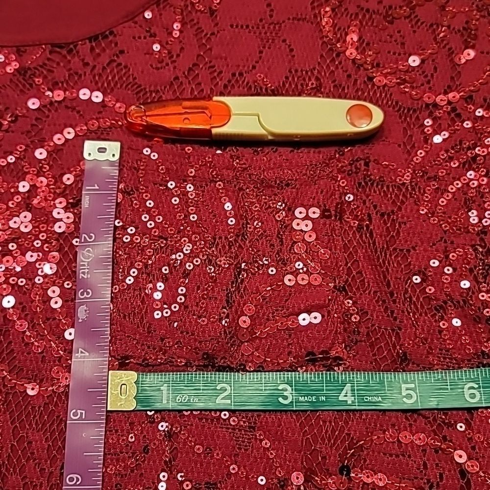 0191. EUC ~ RUE 21 ~ L ~ What a great top for a couple of upcoming Holidays!! - Picture 5 of 8